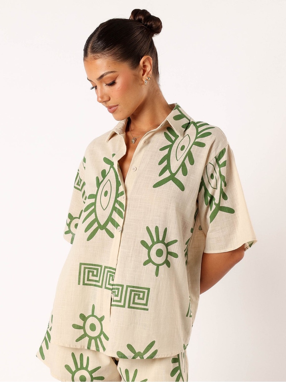 Petal & Pup Baci Short Sleeve Button Up Top Shirt Cotton Beige Green Size Large